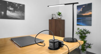 Power multiple devices such as lamps and compatible laptops