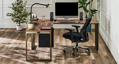 Versatile telescoping frame design supports UPLIFT desktops in many styles & configurations