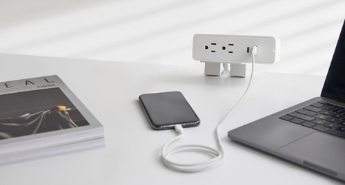 Smart Power Distribution Technology prevents overcharging and short-circuiting