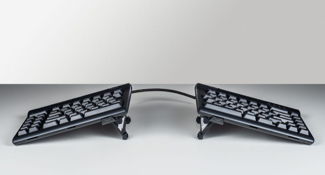 Kinesis Freestyle2 Adjustable Split Keyboard | UPLIFT Desk
