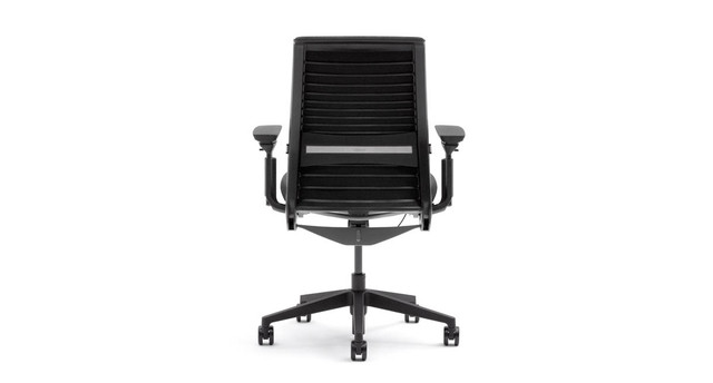 オフィスチェアー　Steelcase Think chair steelcase-think-chair-stc227-