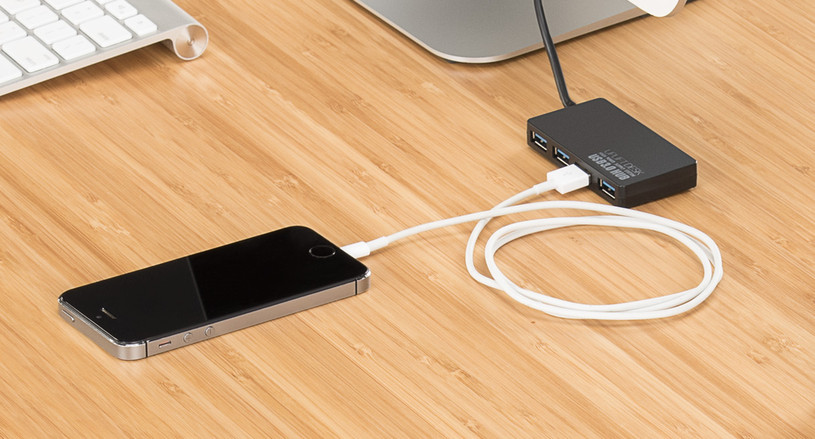 4-Port USB 3.0 Hub by UPLIFT Desk