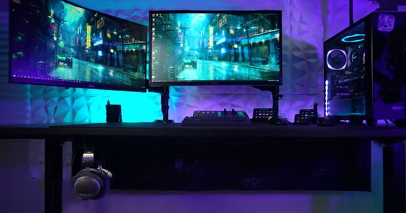 https://cdn11.bigcommerce.com/s-l85bzww3lo/product_images/uploaded_images/gaming-desk-rgb-computer-tower-sm.jpg