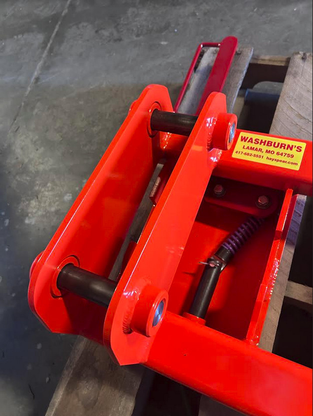 lady　1001 PIN ON KUBOTA 1001 & 1002 TO SKID STEER