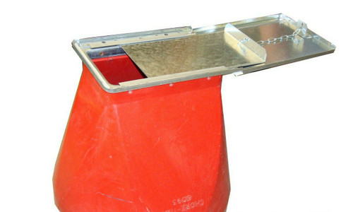 Slide gate kit fits our chore time plastic transition hopper
Fits standardized Chore Time feed systems.