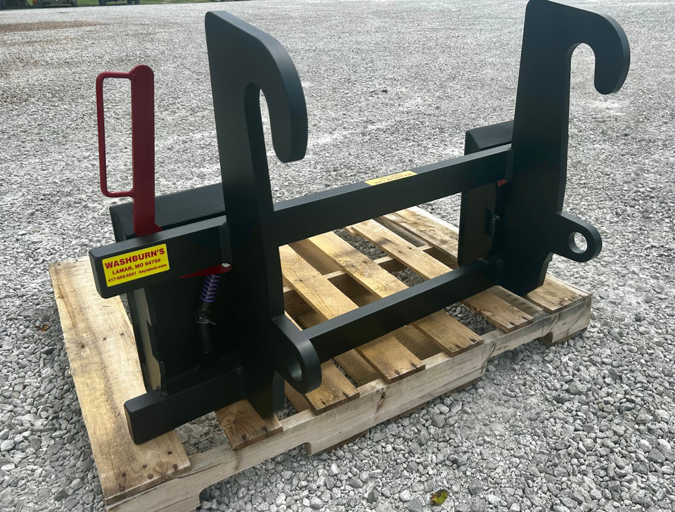 PIN ON KUBOTA 1001 & 1002 TO SKID STEER