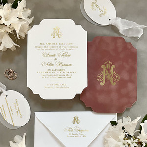 Monogram Vintage Frame