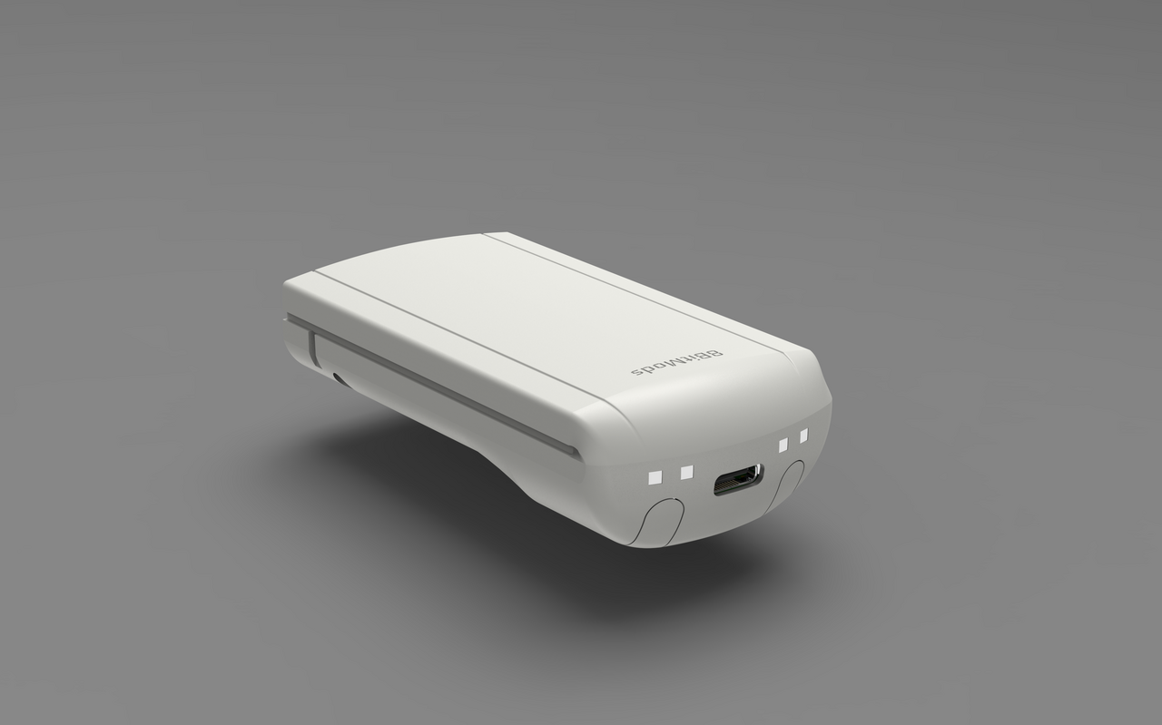 Adapter White Angle 1