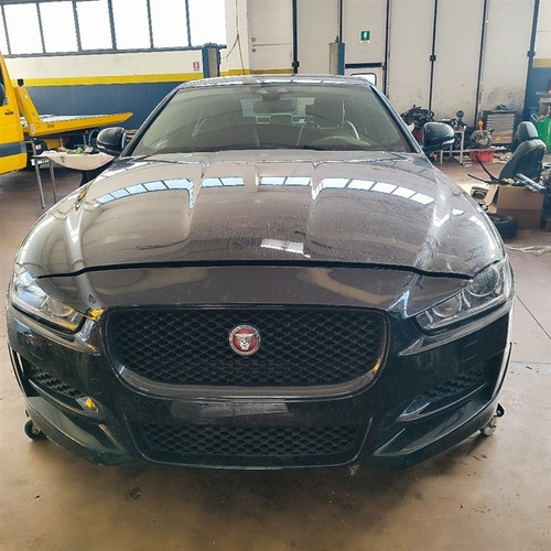 JAGUAR XE (2015) LAMIERATI ESTERNI RICAMBI USATO [[289470]]