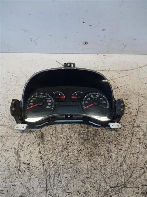 FIAT PANDA «II» (2004) ALLESTIMENTI INTERNI QUADRO STRUMENTI USATO Da 2004 A 2009 [[222286]]