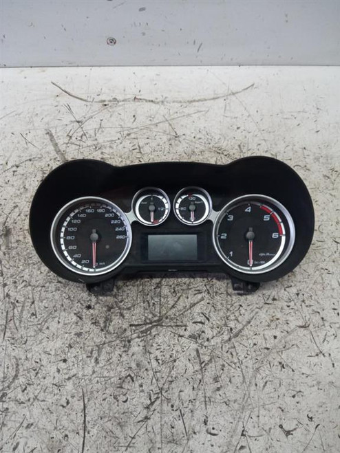 ALFA ROMEO MITO (2013) ALLESTIMENTI INTERNI QUADRO STRUMENTI USATO Da 2016 in poi [[221691]]