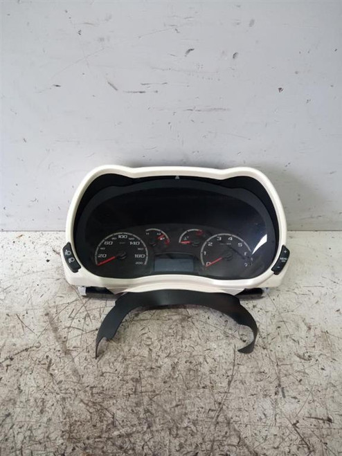 FORD KA «II» (2009) ALLESTIMENTI INTERNI QUADRO STRUMENTI USATO Da 2008 in poi [[220982]]