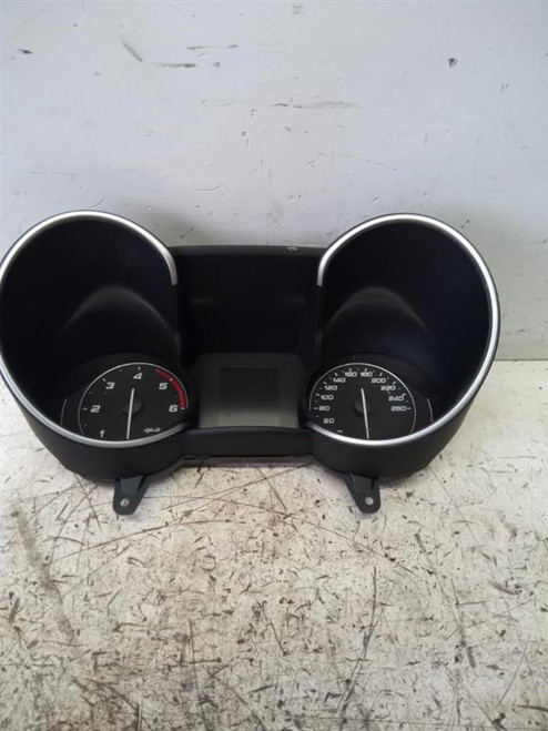 ALFA ROMEO GIULIA (2016) ALLESTIMENTI INTERNI QUADRO STRUMENTI USATO Da 2016 in poi [[220920]]