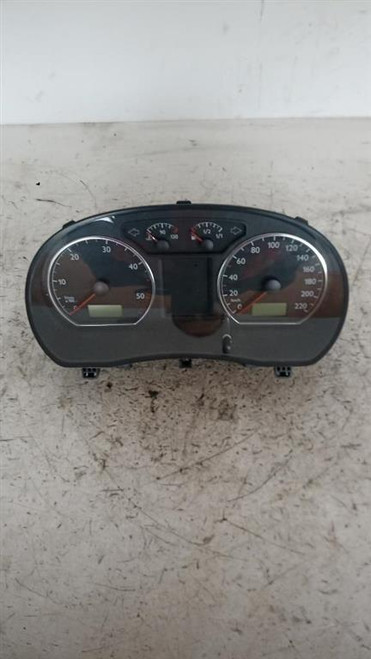 VOLKSWAGEN POLO «IV» (2002) ALLESTIMENTI INTERNI QUADRO STRUMENTI USATO [[220230]]