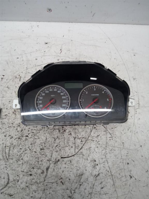 VOLVO V50 (2004) ALLESTIMENTI INTERNI QUADRO STRUMENTI USATO Da 2006 in poi [[218907]]