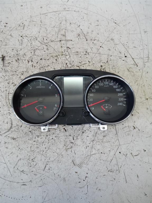 NISSAN QASHQAI «I» (2010) ALLESTIMENTI INTERNI QUADRO STRUMENTI USATO Da 2010 in poi [[218698]]