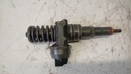 VOLKSWAGEN GOLF «IV» (1998) SCARICO E INIEZIONE INIETTORE USATO [[236607]]