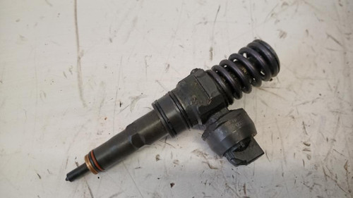 VOLKSWAGEN GOLF «IV» (1998) SCARICO E INIEZIONE INIETTORE USATO [[236606]]