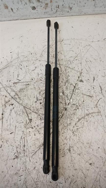 VOLKSWAGEN T-ROC «A11»  (2017) LAMIERATI ESTERNI AMMORTIZZATORE PORTELLO POST. DX. USATO Da 2017 in poi [[237792]]