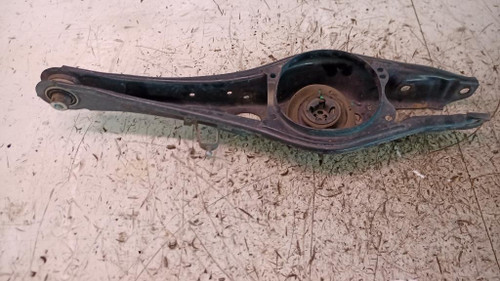 VOLKSWAGEN T-ROC «A11»  (2017) ASSALE BRACCIO OSCILLANTE INF. POST. SX. USATO Da 2017 in poi [[237743]]