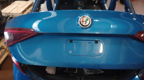 ALFA ROMEO GIULIA (2016) LAMIERATI ESTERNI PORTELLO POST. USATO Da 2020 in poi [[237587]]