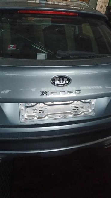 KIA XCEED (2019) LAMIERATI ESTERNI PORTELLO POST. USATO Da 2019 in poi [[237443]]