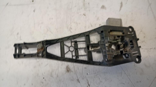 OPEL CORSA «D» (2007) LAMIERATI ESTERNI SUPPORTO MANIGLIA ESTERNA POST. SX. USATO Da 2006 A 2010 [[236382]]