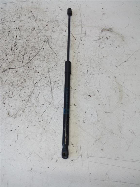 MERCEDES CLASSE A «W176» (2015) LAMIERATI ESTERNI AMMORTIZZATORE PORTELLO POST. SX. USATO Da 2015 in poi [[218003]]