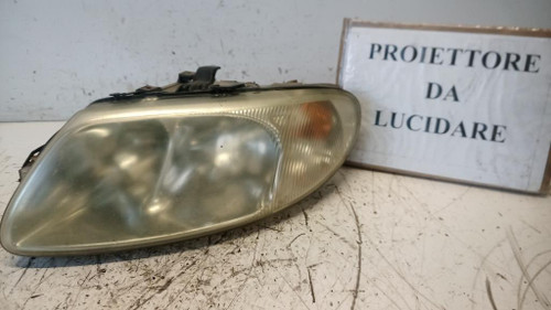 CHRYSLER VOYAGER «III» (2001) FANALERIA PROIETTORE ANT. SX. USATO Da 2001 A 2002 [[238528]]
