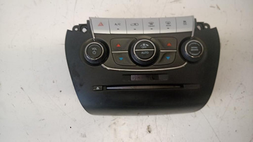 FIAT FREEMONT (2011) ALLESTIMENTI INTERNI MODULO COMANDO RISCALDAMENTO / CLIMA USATO Da 2011 A 2014 [[236296]]