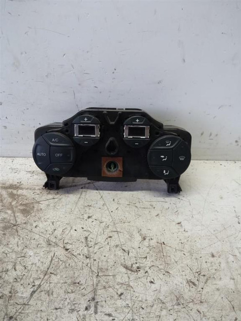 FORD KA «II» (2009) ALLESTIMENTI INTERNI MODULO COMANDO RISCALDAMENTO / CLIMA USATO Da 2008 in poi [[220983]]