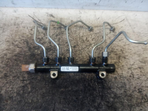CITROEN C4 CACTUS (2018) SCARICO E INIEZIONE DISTRIBUTORE CARBURANTE (FLAUTO) USATO Da 2018 in poi [[231085]]