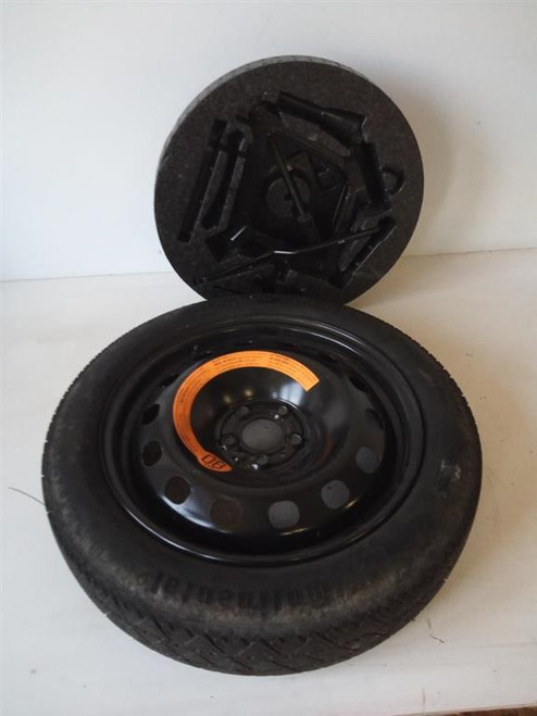 FIAT 500L (2013) LAMIERATI ESTERNI RUOTINO DI SCORTA POST. USATO [[216413]]