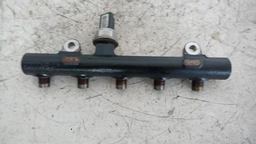 PEUGEOT 407  (2004) SCARICO E INIEZIONE DISTRIBUTORE CARBURANTE (FLAUTO) USATO [[214642]]