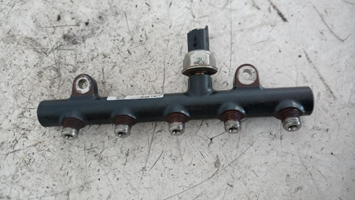 PEUGEOT 407  (2004) SCARICO E INIEZIONE DISTRIBUTORE CARBURANTE (FLAUTO) USATO [[214642]]