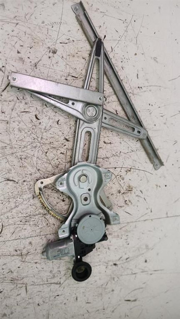 TOYOTA YARIS (FRANCE ) «II» (2006) CRISTALLI ALZACRISTALLO PORTA ANT. DX. USATO Da 2005 A 2009 [[231266]]