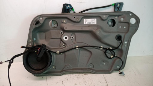 VOLKSWAGEN GOLF «IV» (1998) LAMIERATI ESTERNI ALZACRISTALLO PORTA ANT. DX. USATO Da 2001 A 2001 [[230247]]