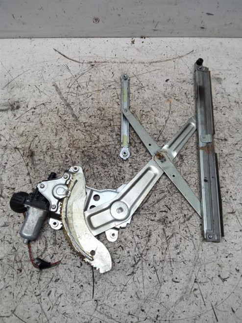 SUZUKI SWIFT «IV» (2005) CRISTALLI ALZACRISTALLO PORTA ANT. DX. USATO Da 2005 A 2011 [[221433]]