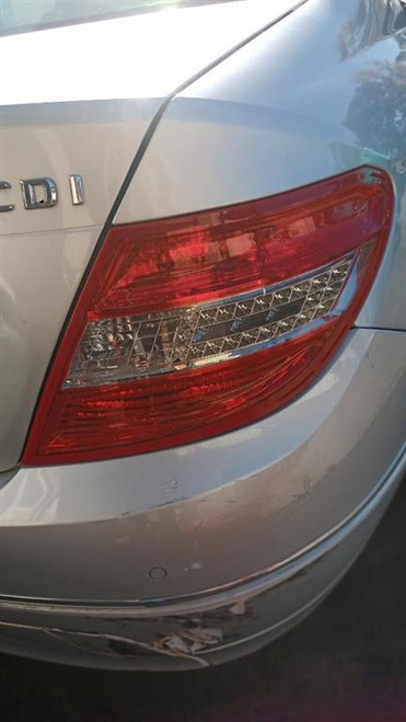 MERCEDES CLASSE C «W204» (2007) FANALERIA FANALE POST. DX. USATO Da 2008 A 2011 [[219614]]