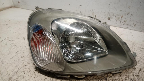 TOYOTA YARIS (FRANCE ) «I» (2002) FANALERIA PROIETTORE ANT. DX. USATO Da 2002 A 2005 [[239958]]
