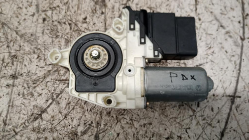 VOLKSWAGEN GOLF «IV» (1998) CRISTALLI MOTORINO ALZACRISTALLO PORTA POST. DX. USATO Da 1997 A 2003 [[239882]]