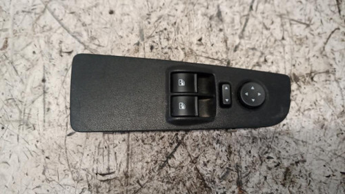 INTERRUTTORE ALZACRISTALLI ANT. SX. USATO DAL 2005 AL 2010 FIAT GRANDE PUNTO (2006) 735423371 [[240169]]