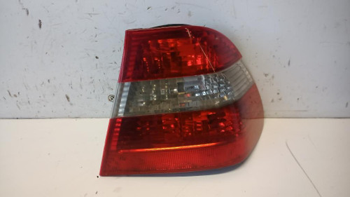 BMW SERIE 3 «E46» BERLINA (1998) FANALERIA FANALE EST. POST. DX. USATO [[235697]]