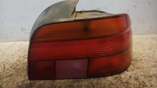 FANALE EST. POST. DX. USATO DAL 1990 AL 1995 BMW SERIE 5 «E34» BERLINA (1988) 63211384010 [[234788]]