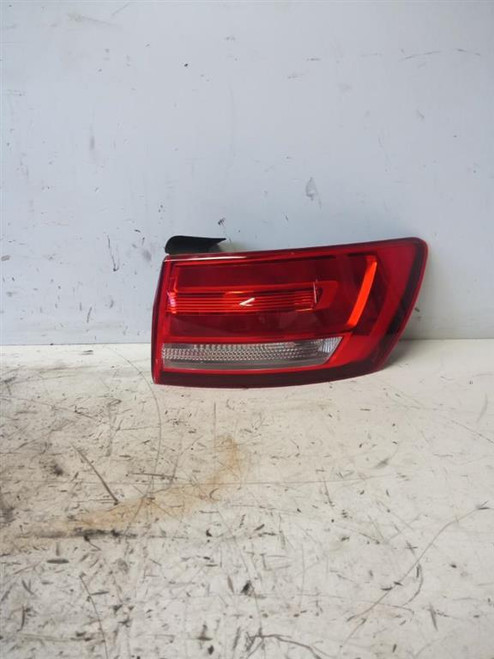 AUDI A4 «8W5» AVANT (2015) FANALERIA FANALE EST. POST. DX. USATO Da 2015 A 2019 [[220272]]