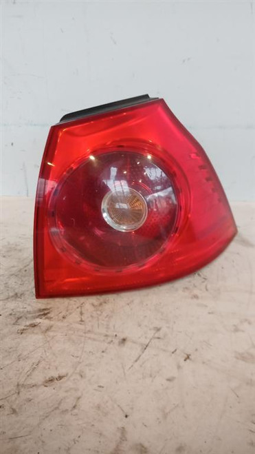 VOLKSWAGEN GOLF «V» (2004) FANALERIA FANALE EST. POST. DX. USATO Da 2005 A 2008 [[212281]]