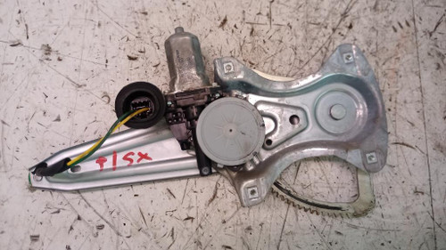 TOYOTA AURIS «I» (2007) CRISTALLI ALZACRISTALLO PORTA POST. SX. USATO Da 2007 A 2010 [[231643]]