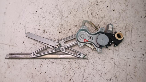 TOYOTA AURIS «I» (2007) CRISTALLI ALZACRISTALLO PORTA ANT. SX. USATO Da 2007 A 2010 [[231642]]