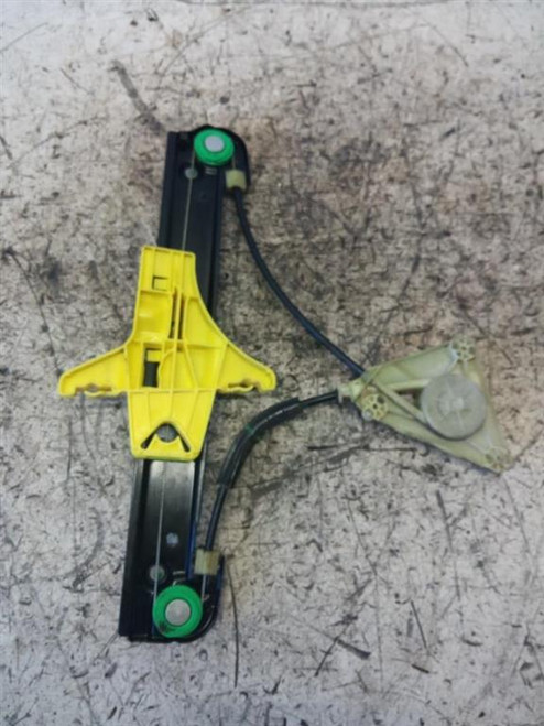 VOLKSWAGEN POLO «VI» (2009) LAMIERATI ESTERNI ALZACRISTALLO PORTA POST. SX. USATO Da 2009 A 2014 [[224440]]