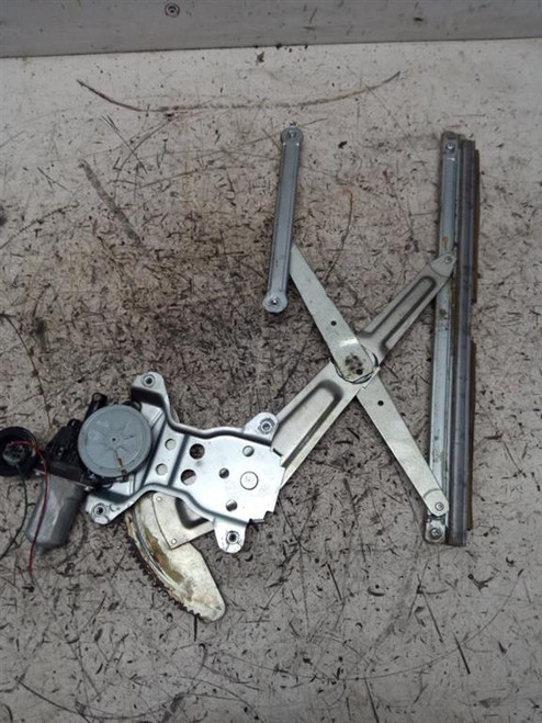 SUZUKI SWIFT «IV» (2005) CRISTALLI ALZACRISTALLO PORTA ANT. SX. USATO Da 2005 A 2011 [[221435]]